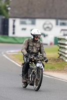 Vintage-motorcycle-club;eventdigitalimages;mallory-park;mallory-park-trackday-photographs;no-limits-trackdays;peter-wileman-photography;trackday-digital-images;trackday-photos;vmcc-festival-1000-bikes-photographs